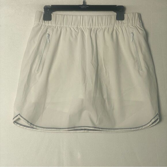 T By Talbots White Skorts Size Medium - Picture 1 of 11